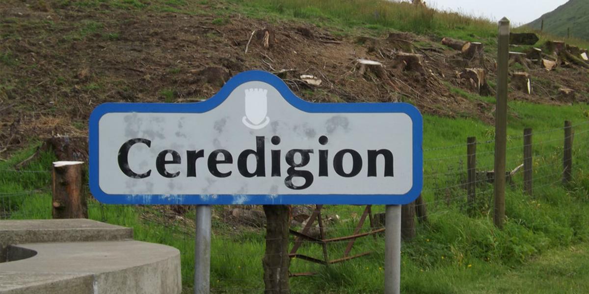 Ceredigion Llun: Geographer (drwy Geograph)