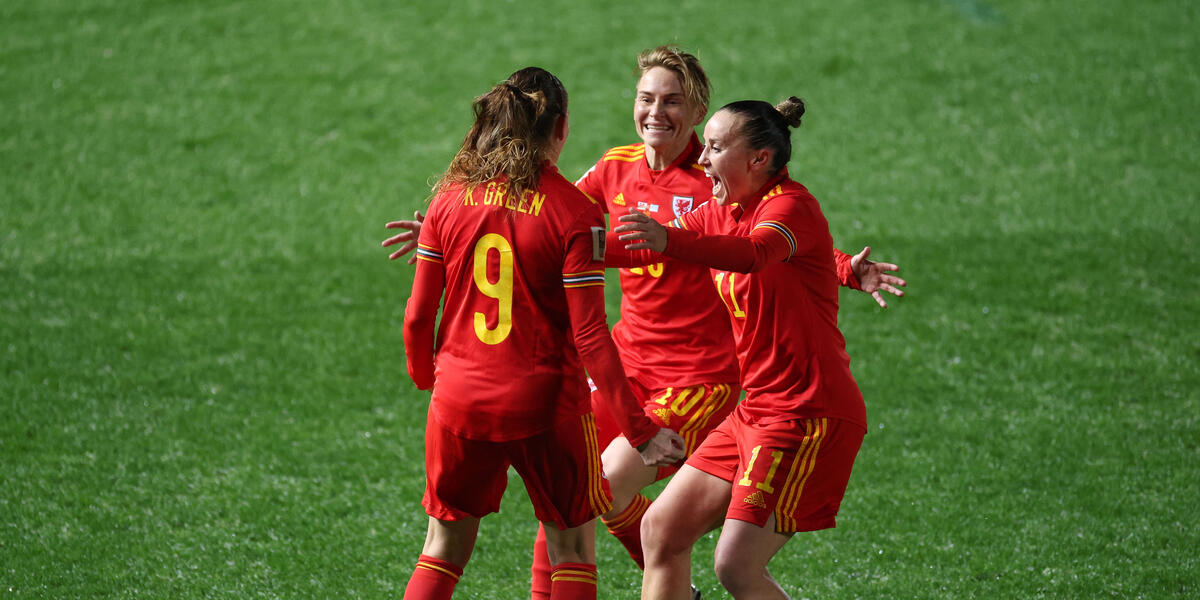 Menywod Cymru 