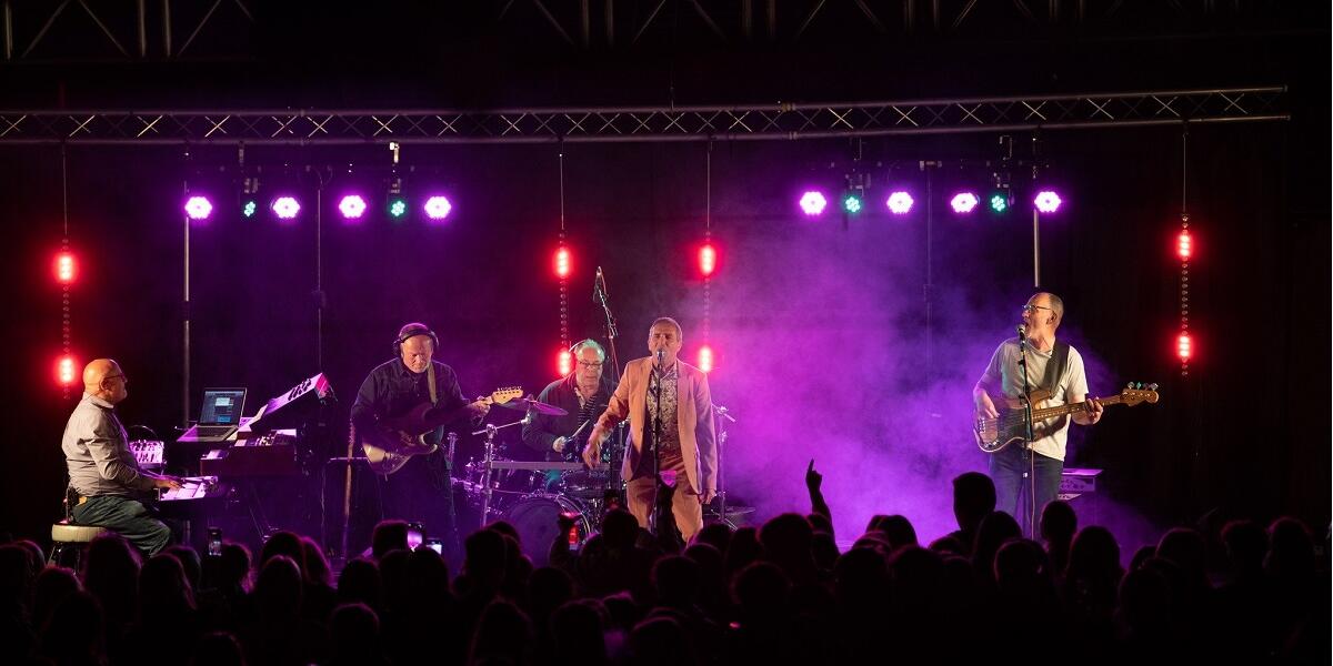 Bryn Fon a'r Band