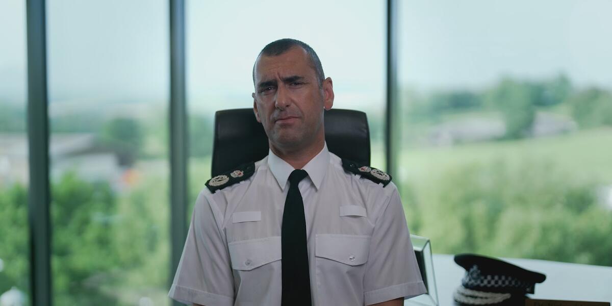 Dr Richard Lewis