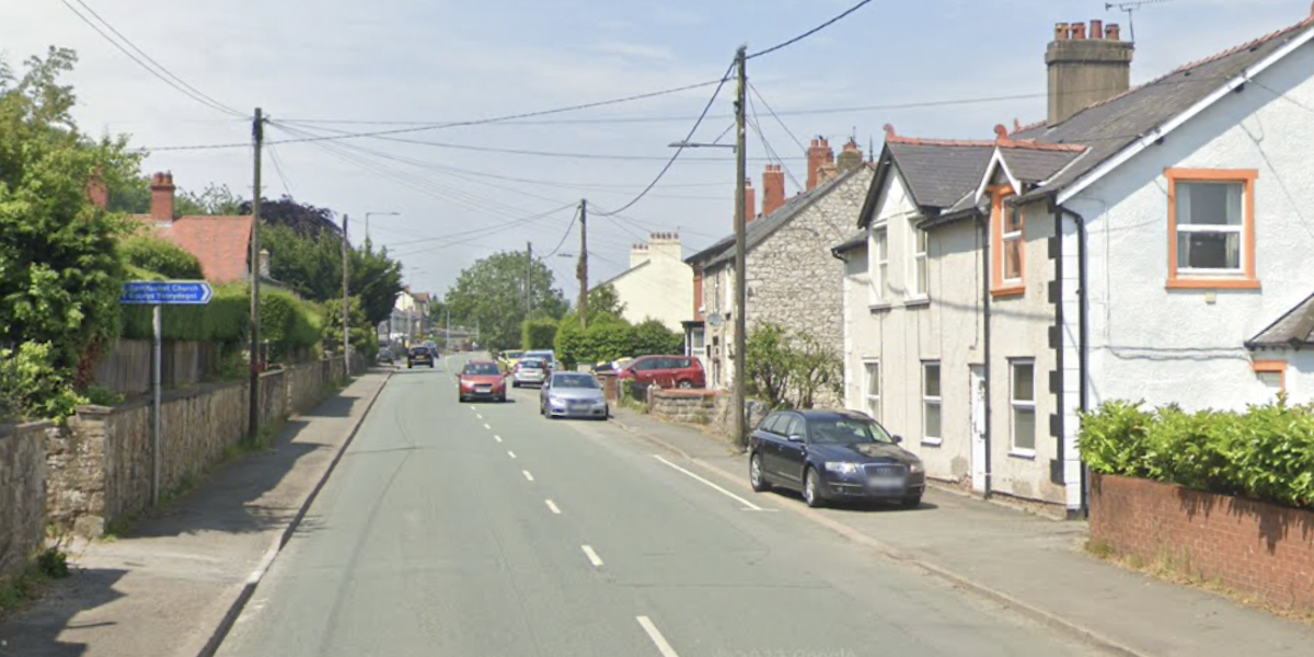 Ffordd Holway, Treffynnon