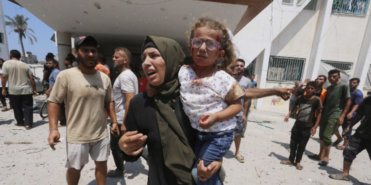 Ymosodiad ar adeilad ysgol yn Gaza