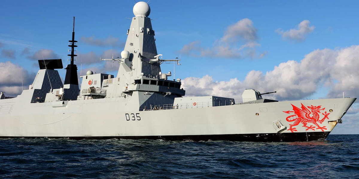 HMS Dragon 