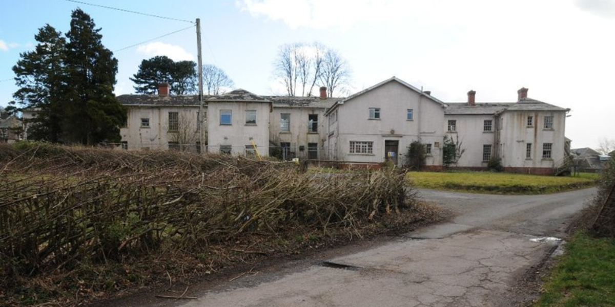 Ysbyty Canolbarth Cymru 