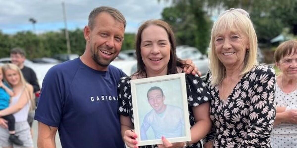 Danny Maddocks a'i deulu
