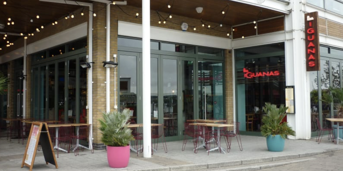 Las Iguanas Bae Caerdydd