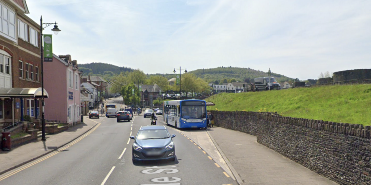 castle st caerffili.png