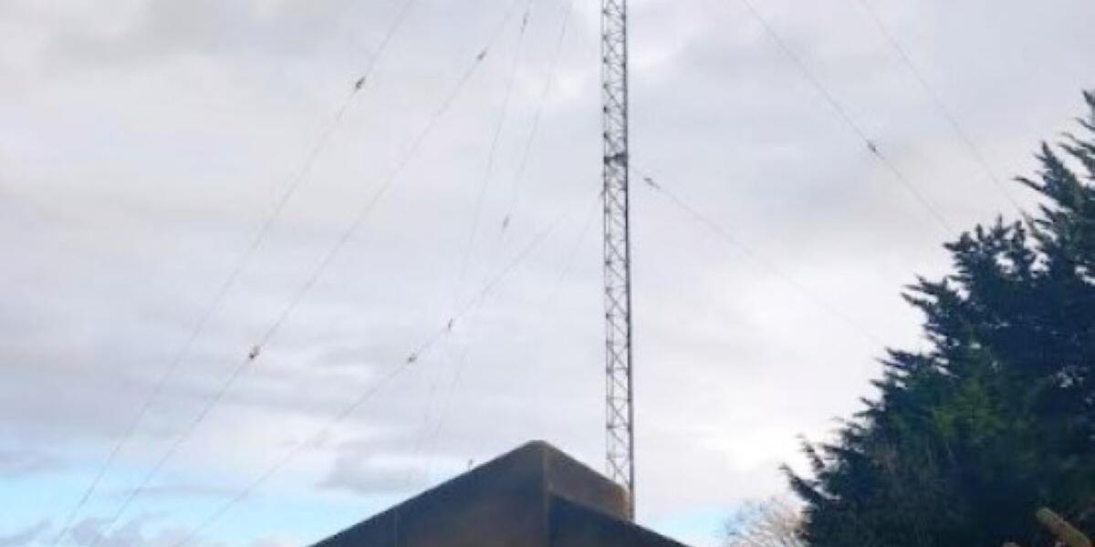 Mast teledu Penmon