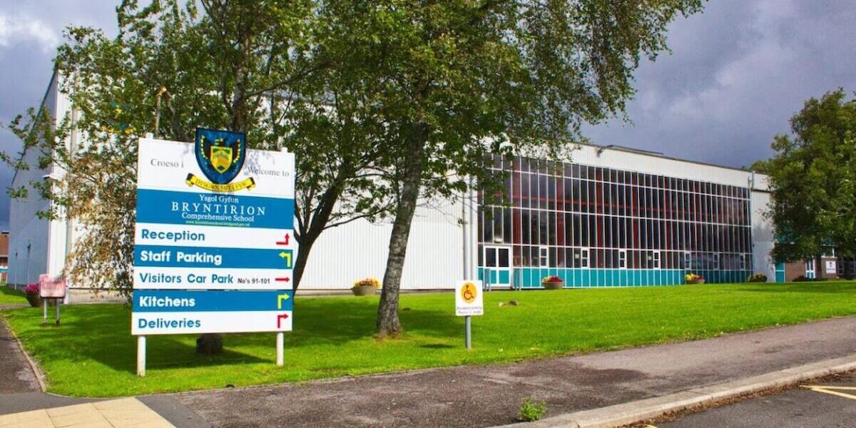 Ysgol Bryntirion