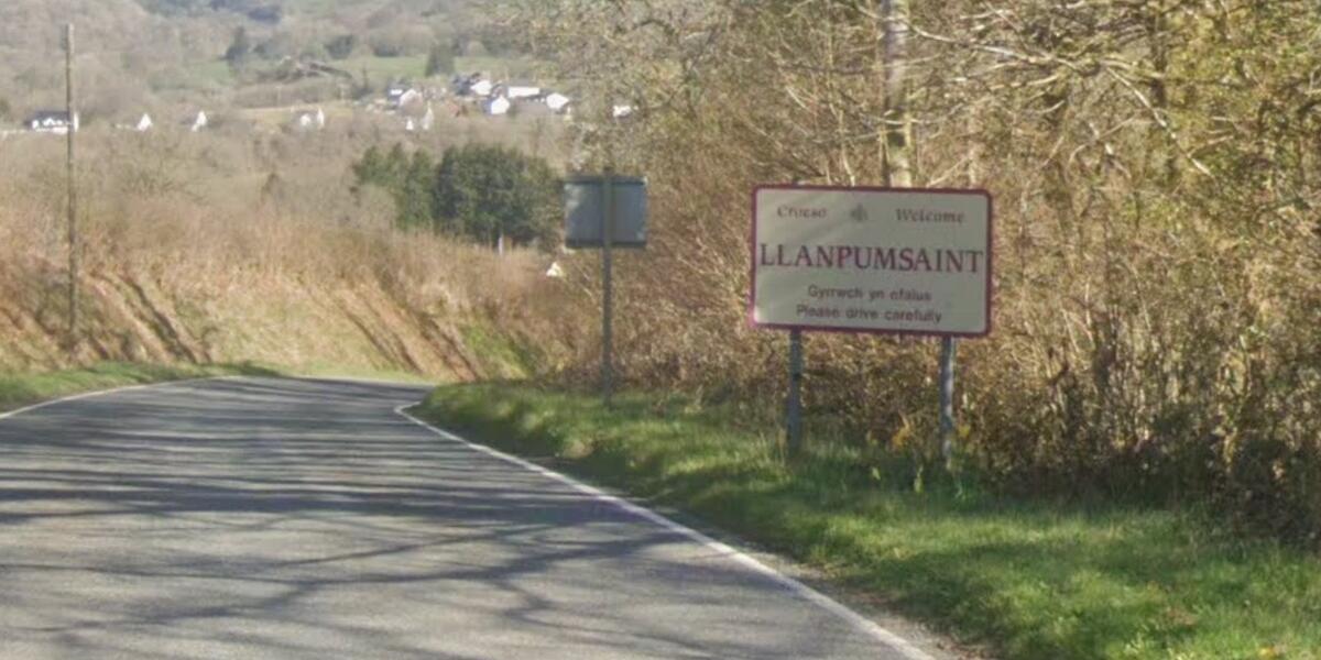 Llanpumsaint