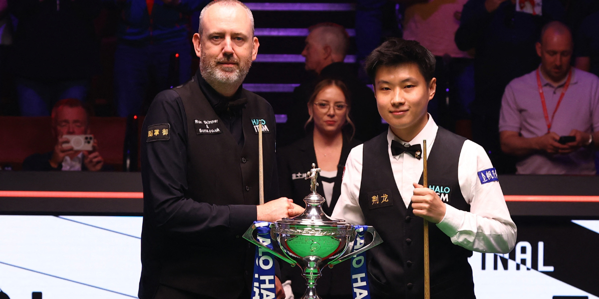 Mark Williams yn wynebu Zhao Xintong o Tsieina