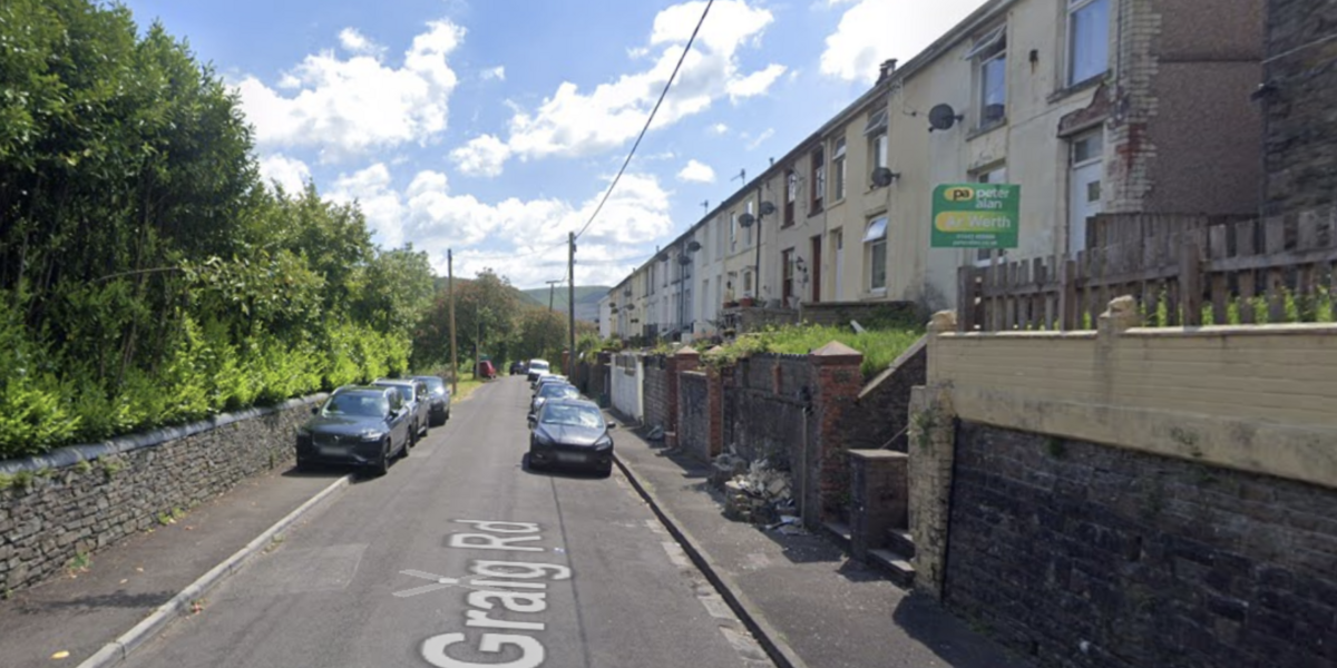 Ffordd y Graig, Ynyshir