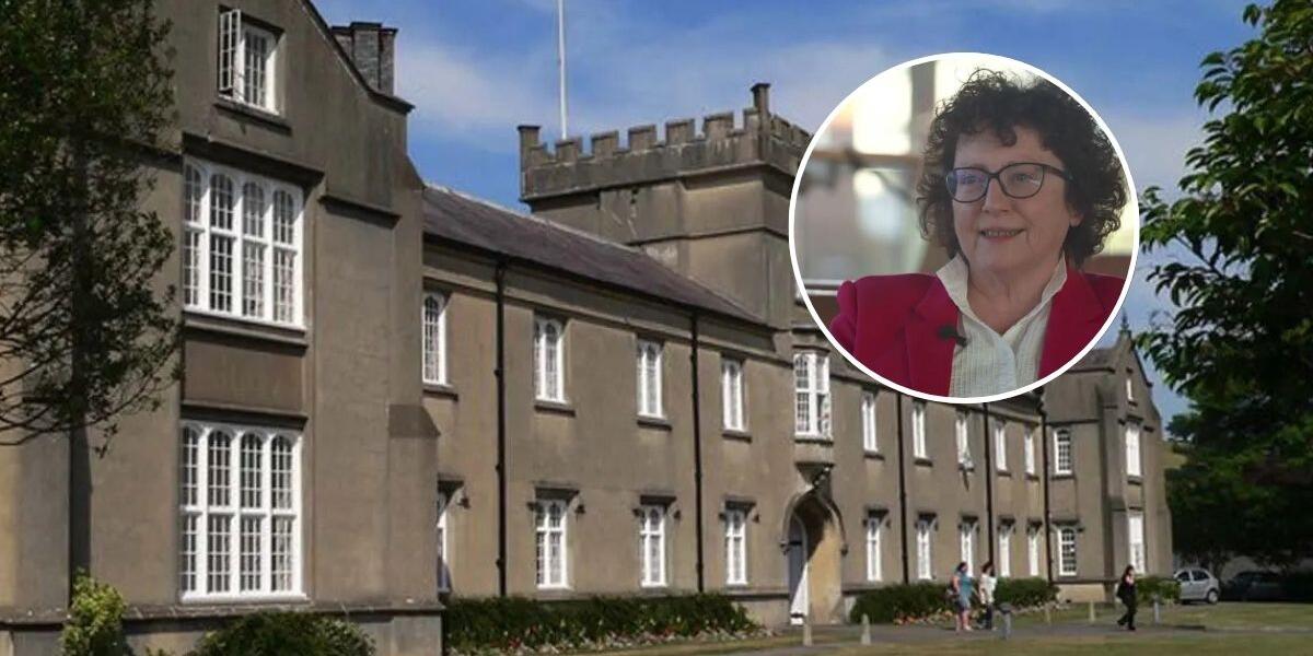 Elin Jones a Phrifysgol y Drindod
