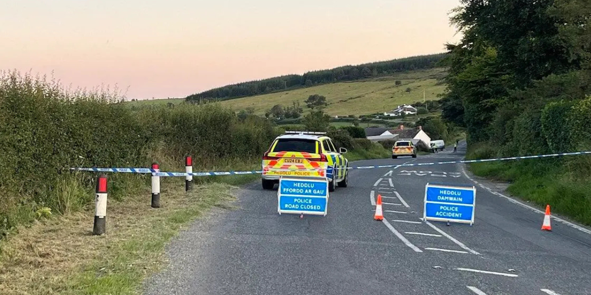 A478 ym Mhentregalar rhwng Croes Glandy a Blaenffos 