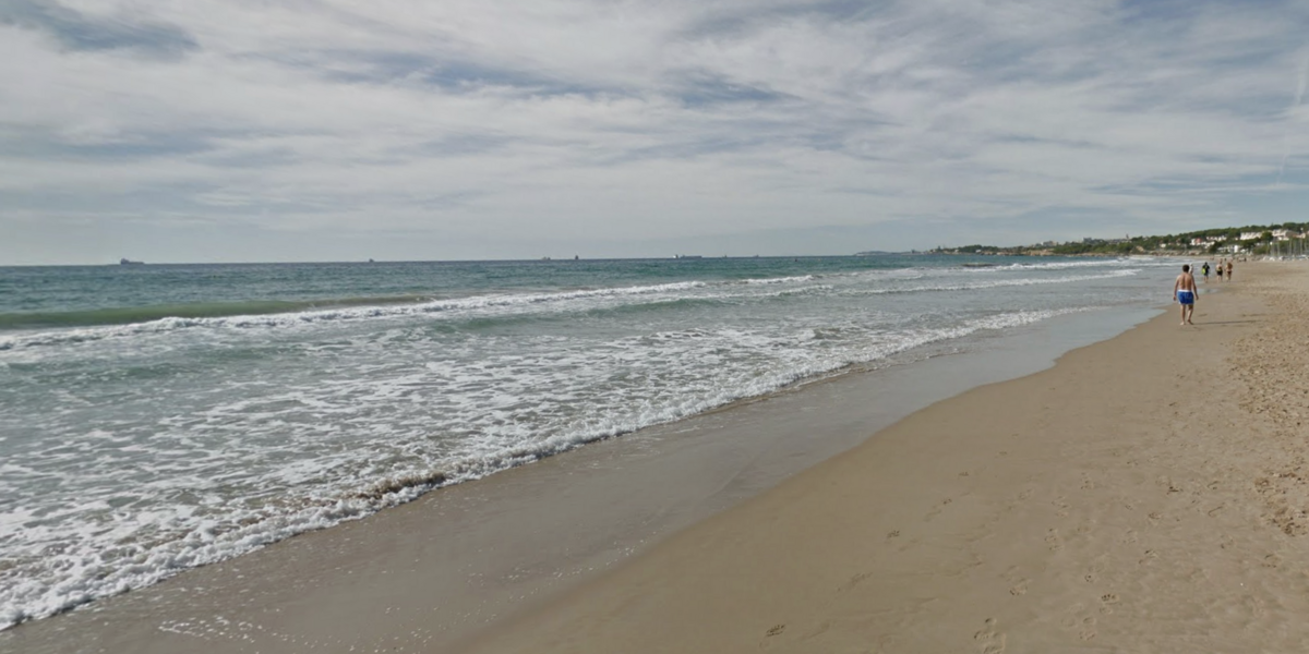 Traeth Llarga
