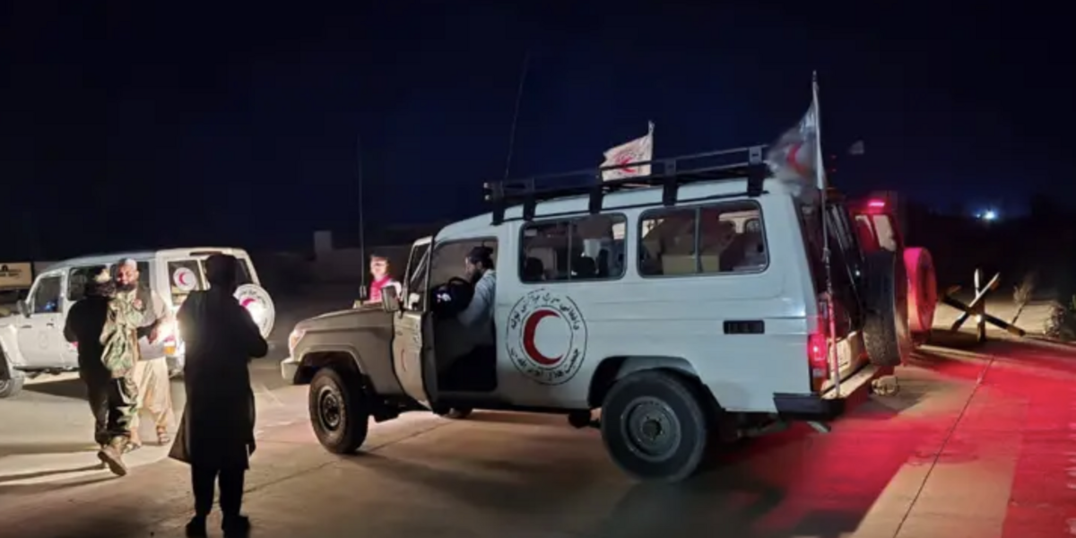 Ymdrechion achub llywodraeth y Taliban Afghanistan 