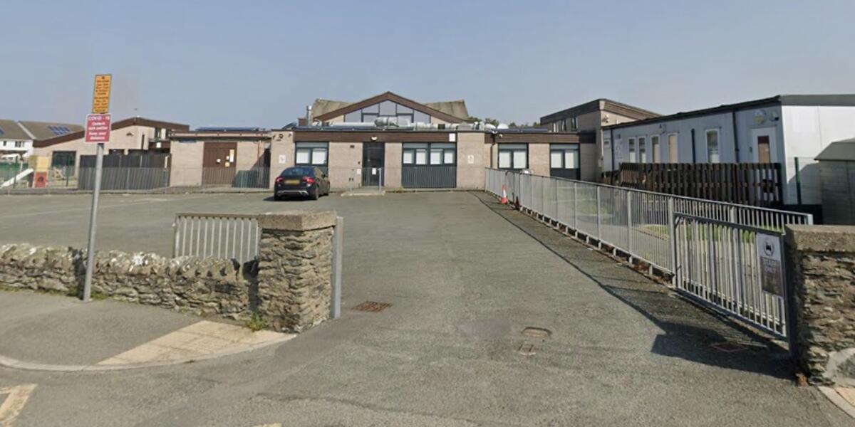 Ysgol Gynradd Kingsland