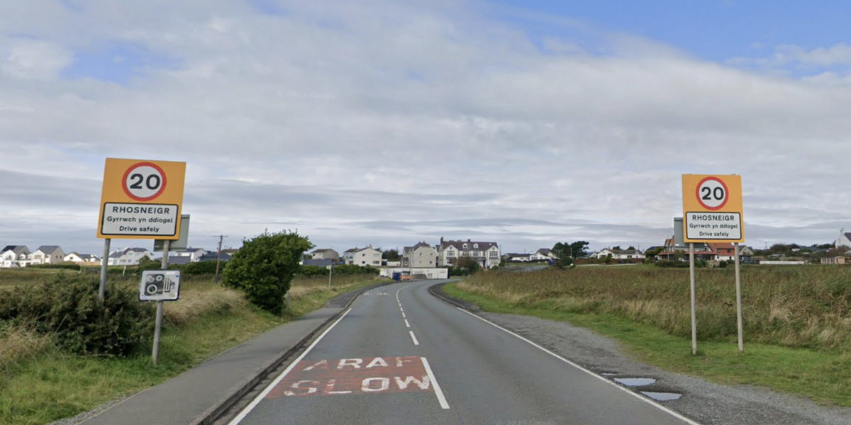 A4080 Rhosneigr