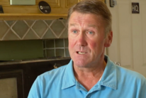 Huw, perchennog gwely a brecwast 