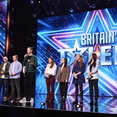 Welsh of the West End ar BGT