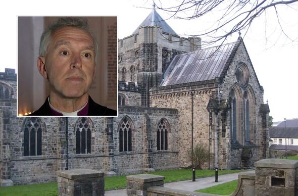 Andy John/Eglwys Gadeiriol Bangor