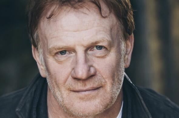 Mark Lewis Jones - Credit - Cat Arwel[48] copy.jpeg
