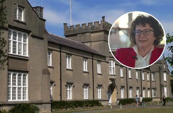 Elin Jones a Phrifysgol y Drindod