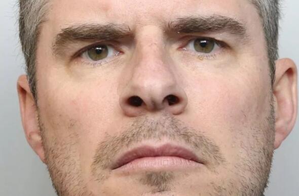 Simon Clark