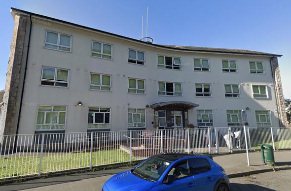 Ty Glyn Bangor.jpg