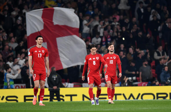 Cymru v Lloegr