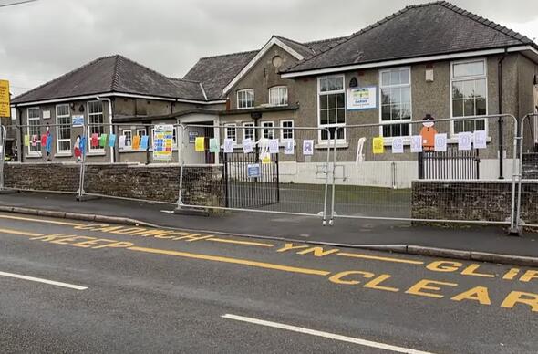 Ysgol Carwe / ITV