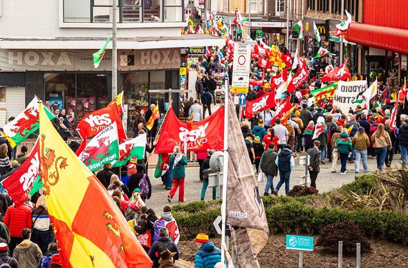 Gorymdaith YesCymru Y Rhyl