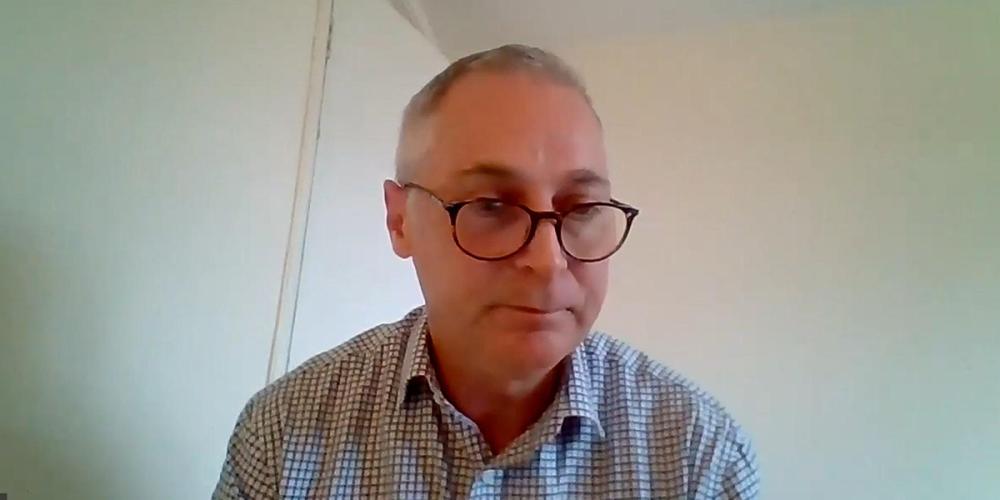 yr athro dean