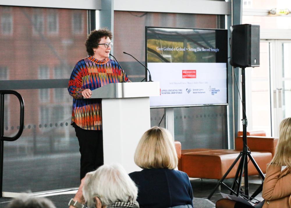 elin jones