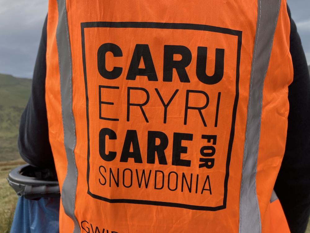 Caru Eryri