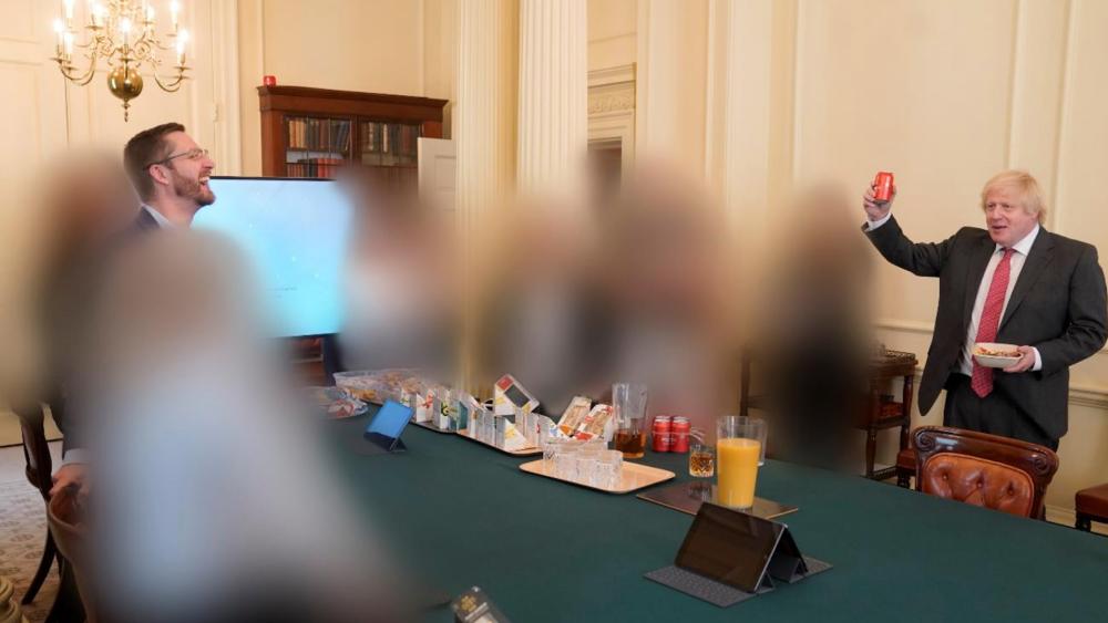 Boris Johnson - Adroddiad Cabinet.jpg