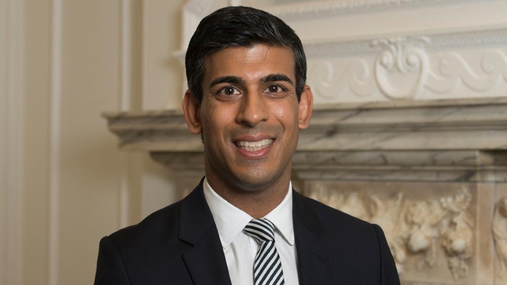 Rishi Sunak - Llun y Weinyddiaeth Dai