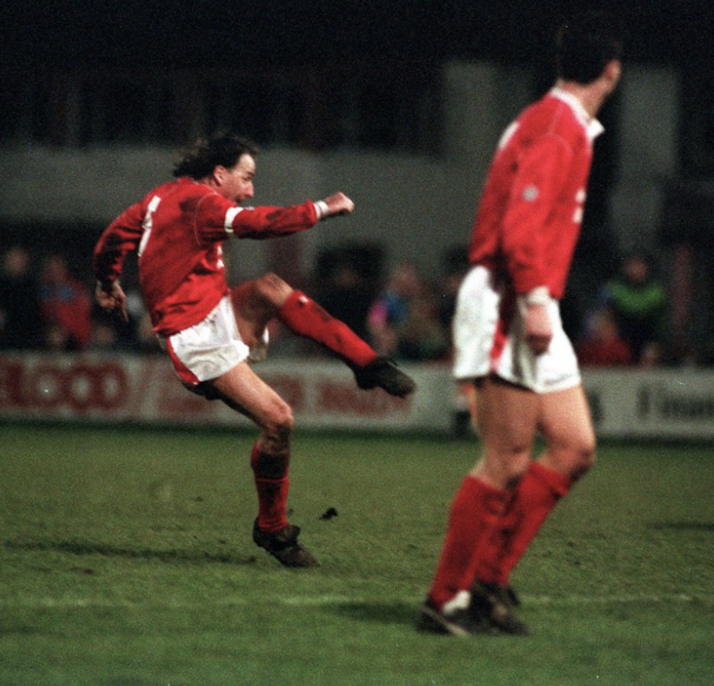 Mickey Thomas