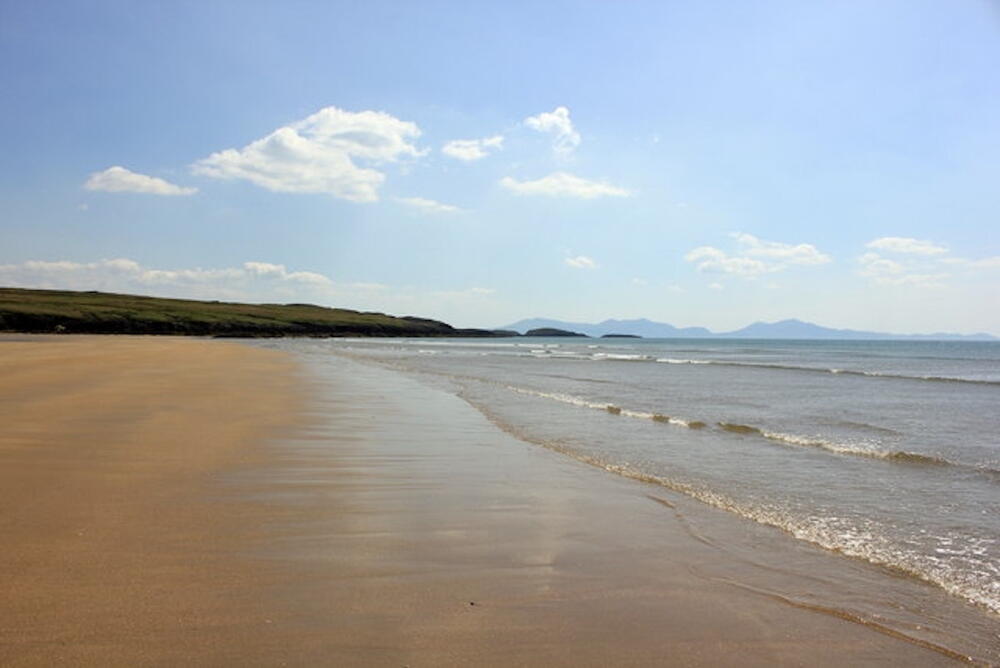Traeth Mawr, Aberffraw (Llun: Jeff Buck)