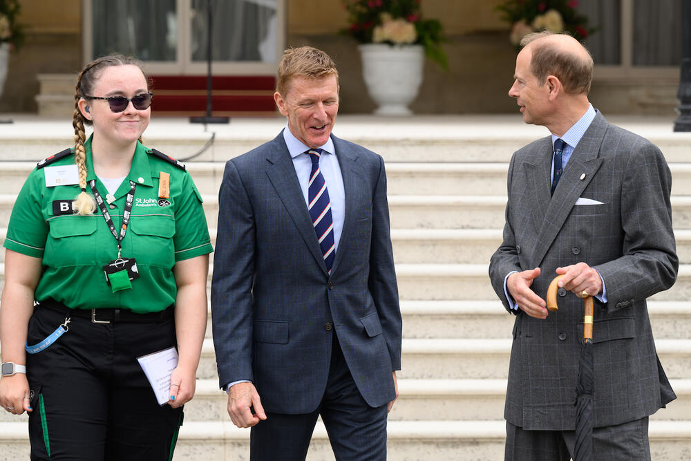 Hafwen Clarke, Tim Peake a Dug Caeredin