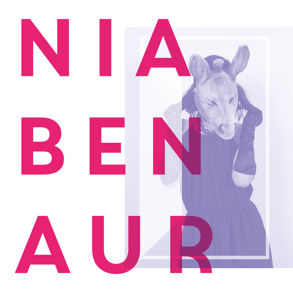 Nia Ben Aur