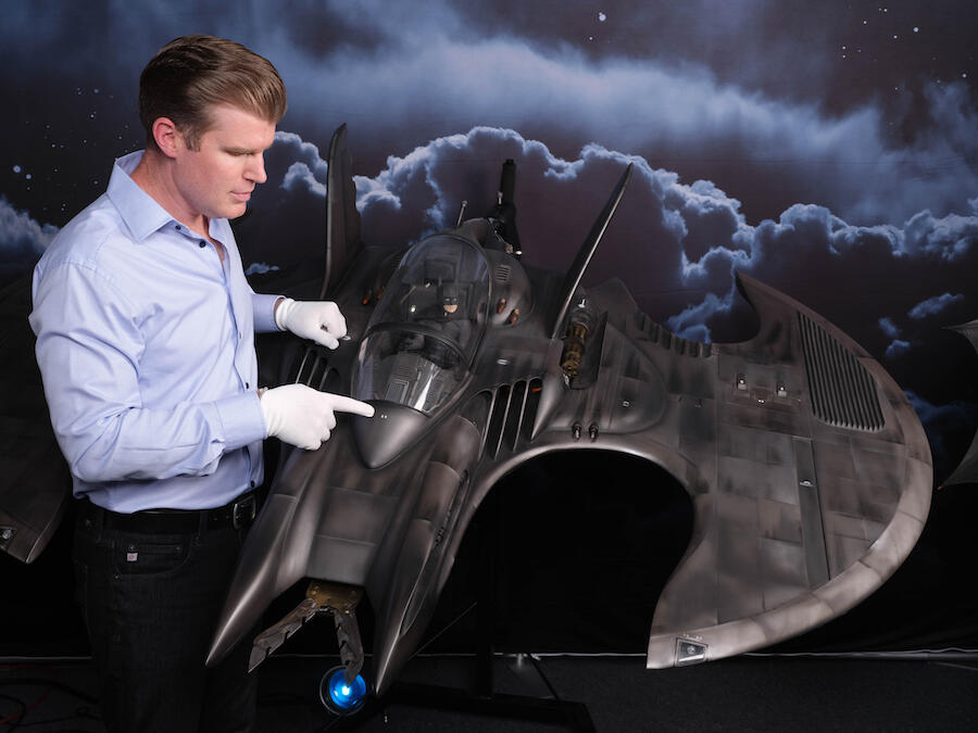 Model Batwing
