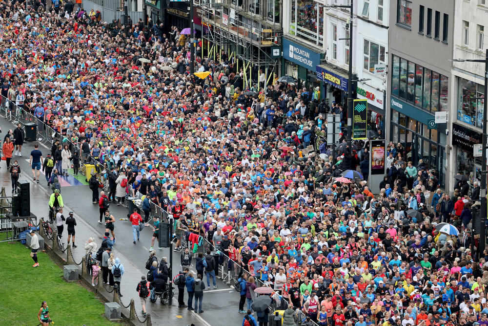 Hanner marathon Caerdydd