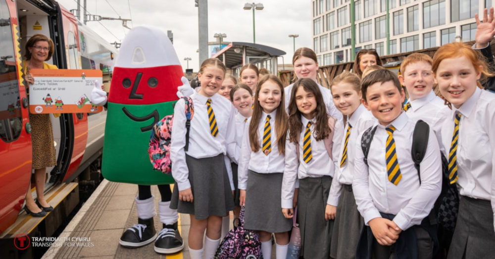 Tren Mr Urdd