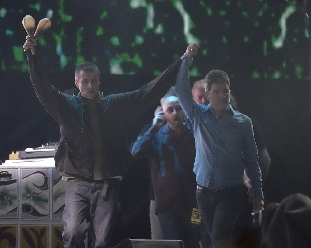 Liam a Noel
