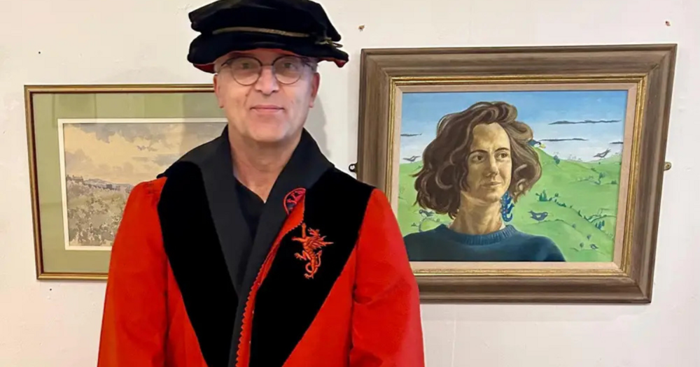 Dr Ceri Thomas