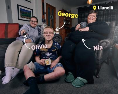 Olivia George a Nia