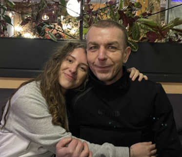 Elina a'i thad